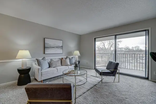 2200 Nevada Avenue S #302, Saint Louis Park, MN 55426