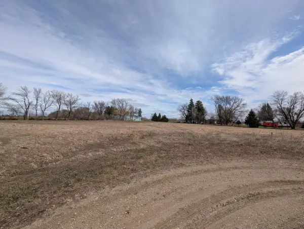 0215 SW Shanas Court Sw, Montevideo, MN 56265