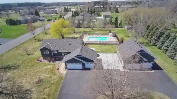 21216 Pierce Street Ne, East Bethel, MN 55011