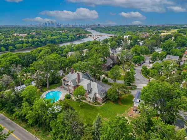 71 Otis Lane, Saint Paul, MN 55104