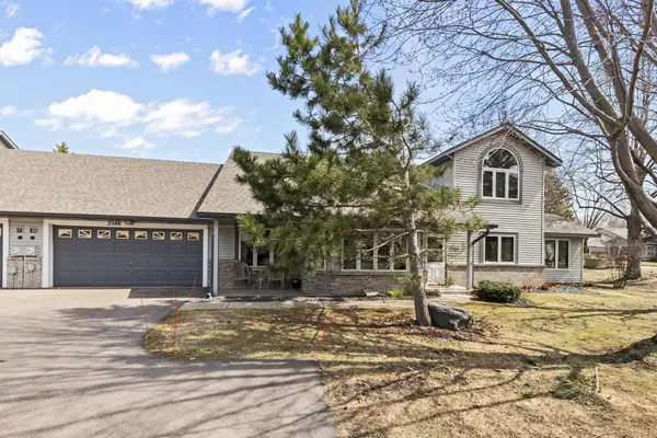2540 Sumac Circle, White Bear Lake, MN 55110