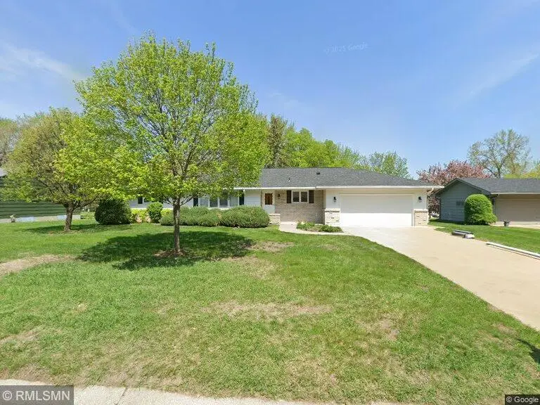 176 Highland Drive, Chaska, MN 55318 - #1