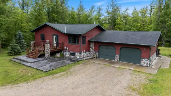 21666 Bay Port Place, Cohasset, MN 55721