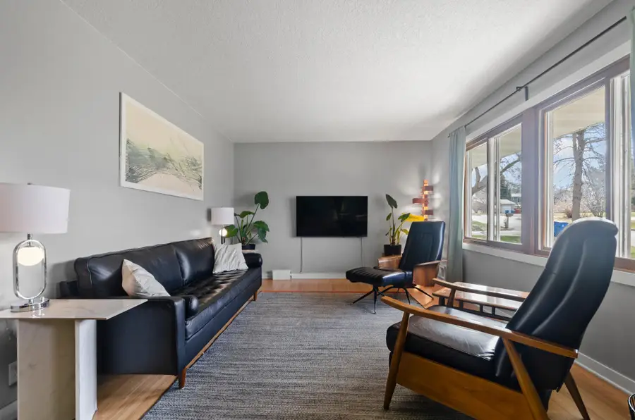 2513 Blomquist Avenue, White Bear Lake, MN 55110 - #2