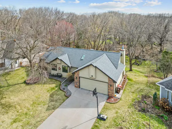 15 Apfelridge Court, South Saint Paul, MN 55075