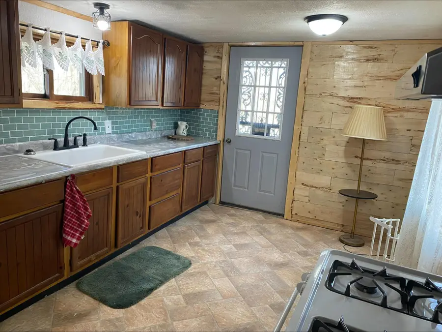 6263 381st Avenue Nw, Dalbo, MN 55017 - #2