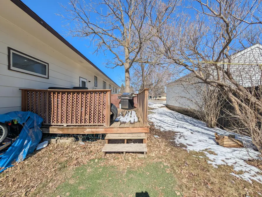 411 6th Avenue Sw, Perham, MN 56573 - #3