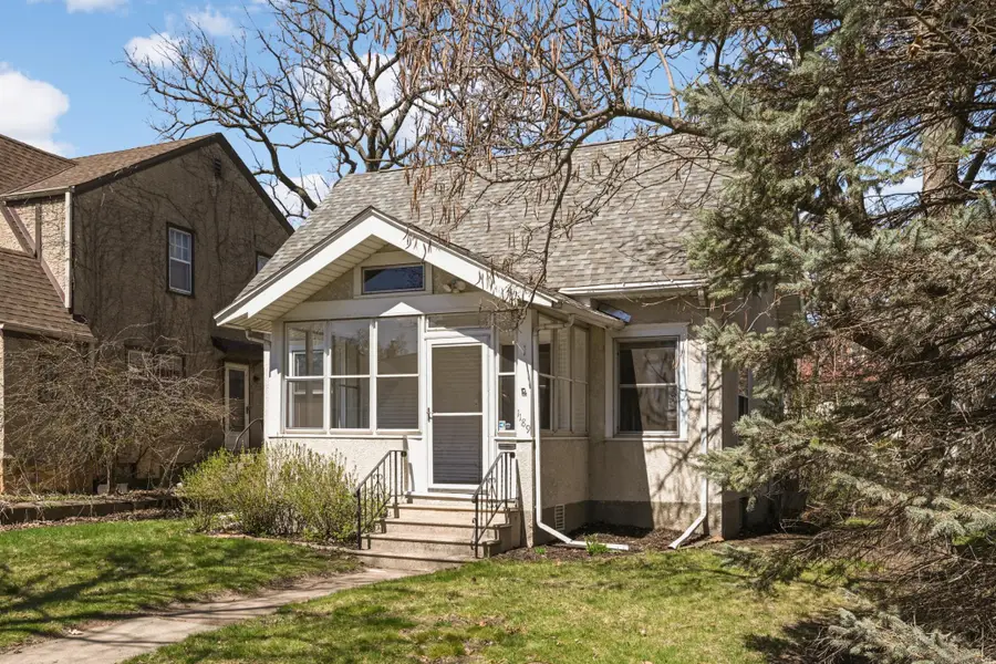 1189 Hawthorne Avenue E, Saint Paul, MN 55106 - #2