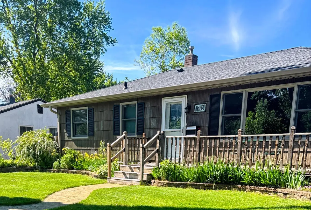 1316 Oak Street W, Stillwater, MN 55082 - #1