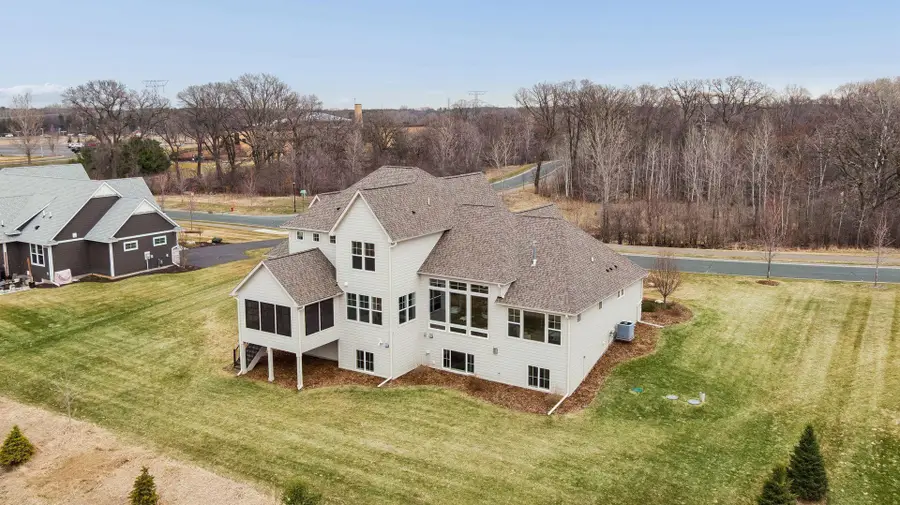 5710 Kelvin Avenue N, Lake Elmo, MN 55042 - #3