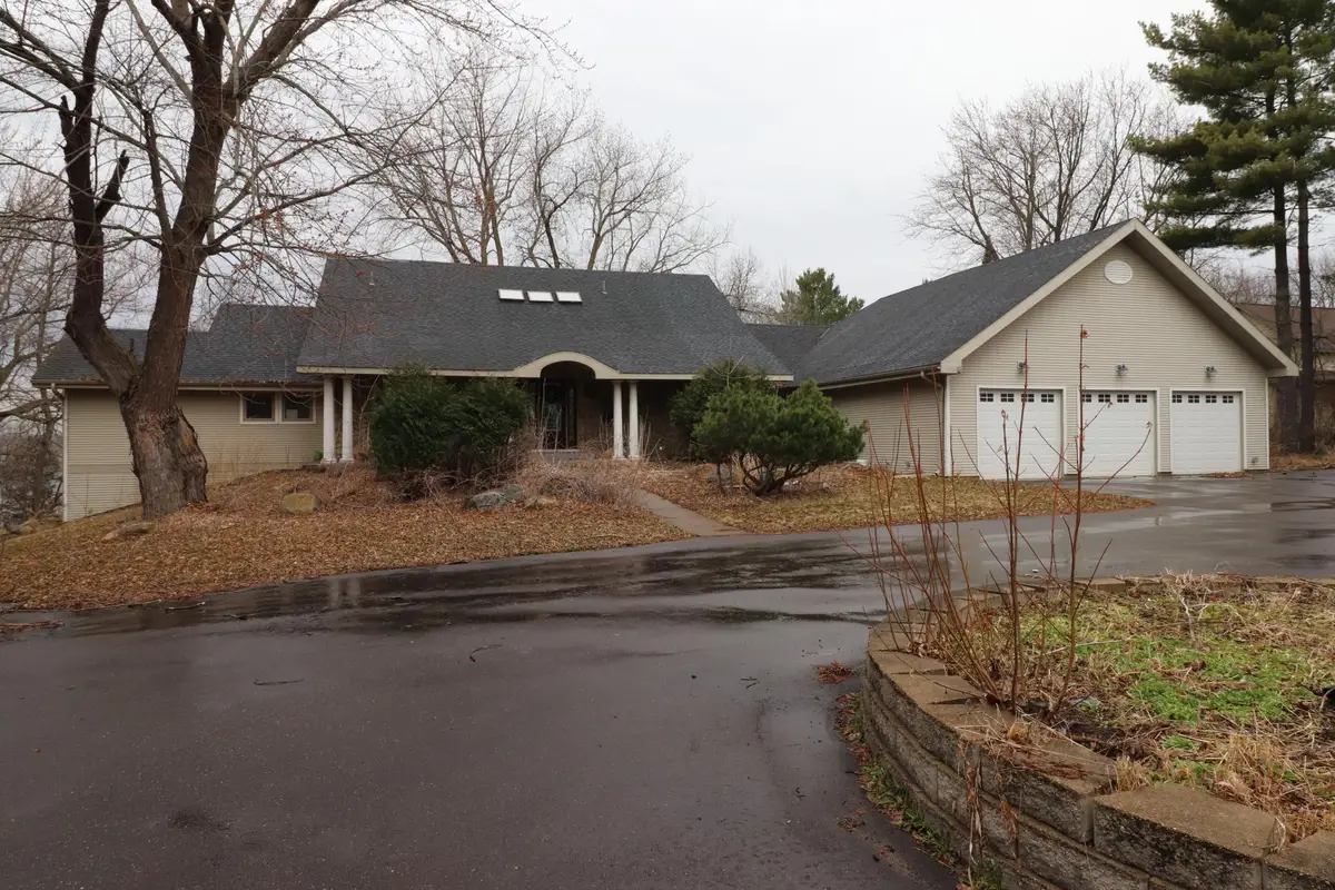 31300 Oasis Road, Center City, MN 55012 - #1