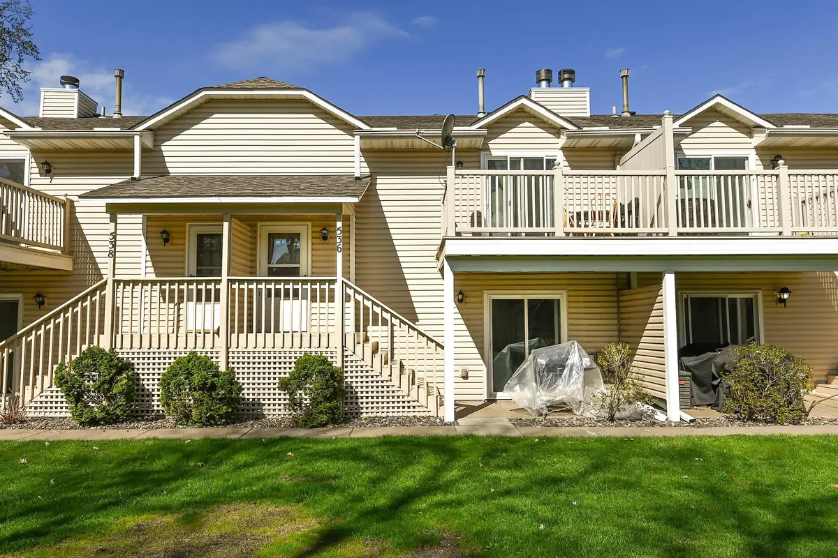 536 78th Avenue Ne, Spring Lake Park, MN 55432 - #1