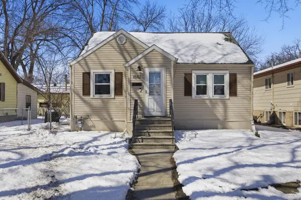 1542 8th Street N, Fargo, ND 58102