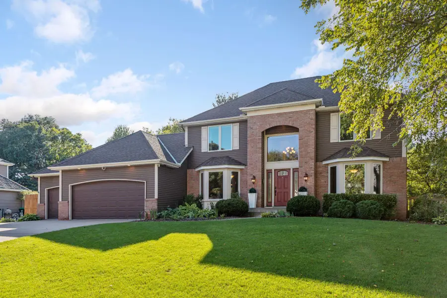 5955 Parkwood Drive, Shoreview, MN 55126 - #3