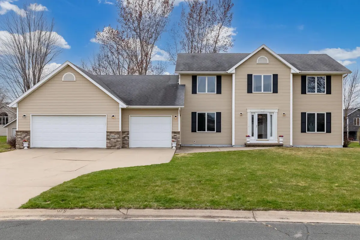 905 Horizon Circle, Belle Plaine, MN 56011 - #1