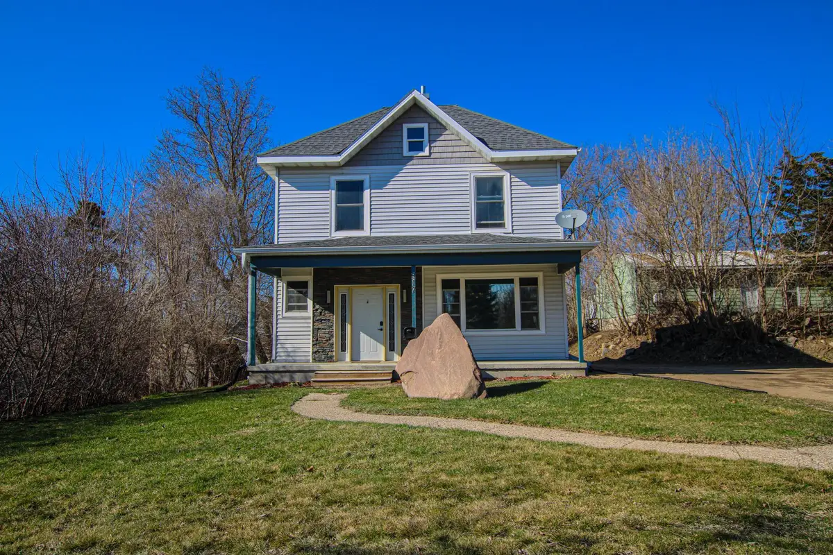 517 Minnesota Avenue E, Glenwood, MN 56334 - #1