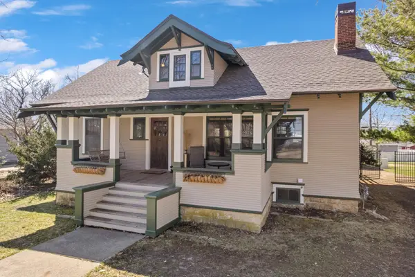 300 5th Street Sw, Plainview, MN 55964