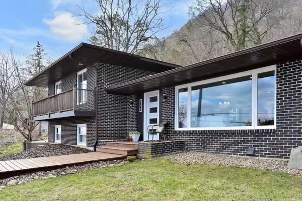 349 E Lake Boulevard, Winona, MN 55987