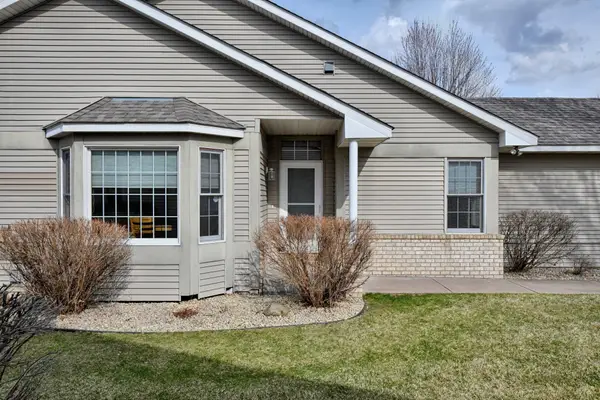 2133 Southwind Road, Maplewood, MN 55109