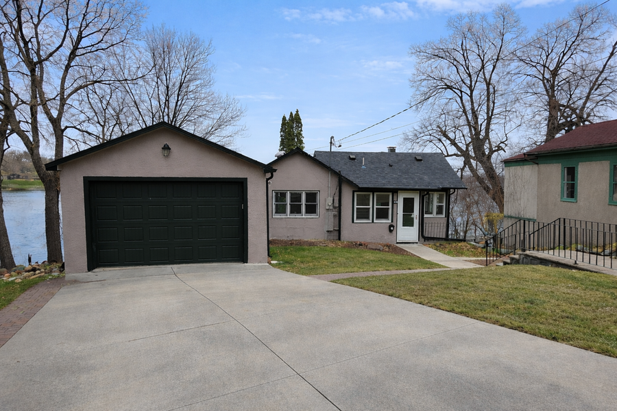 632 E Park Avenue, Albert Lea, MN 56007 - #2