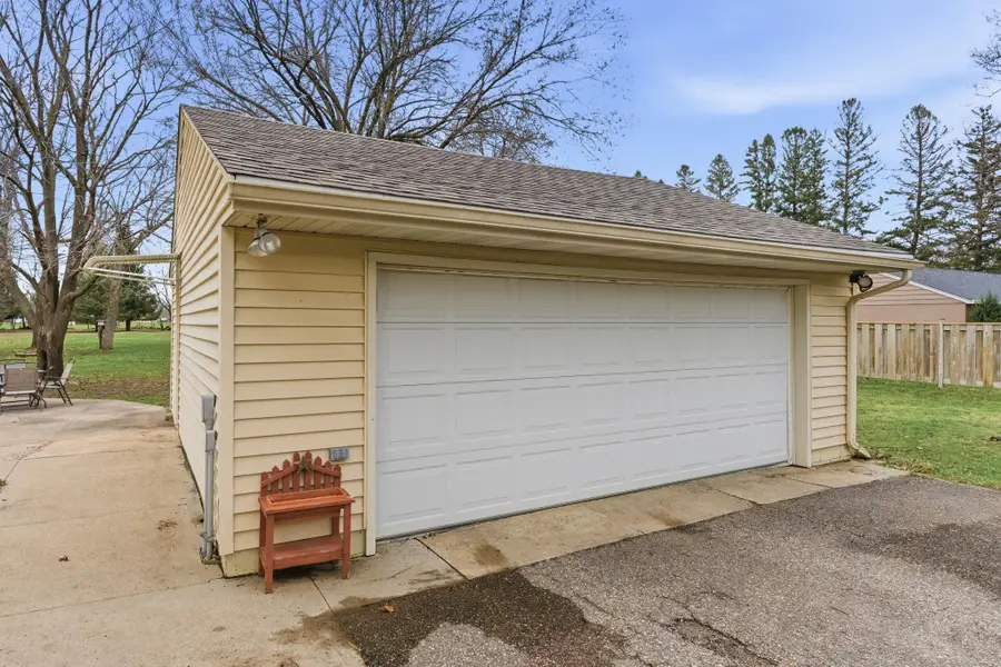 2304 15th Avenue Sw, Austin, MN 55912 - #3