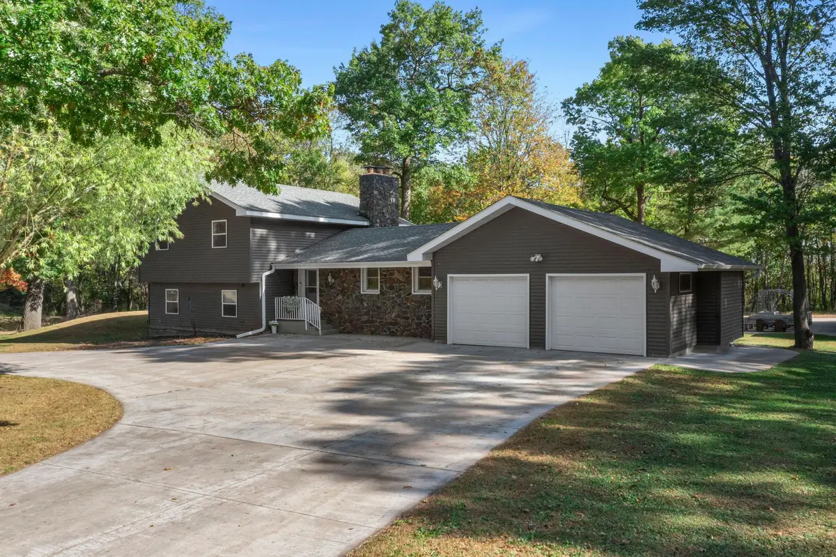 19177 Greenbrook Drive Ne, Wyoming, MN 55092 - #1