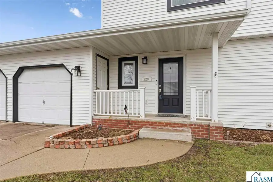 229 Wadsworth Drive, Mankato, MN 56001 - #3