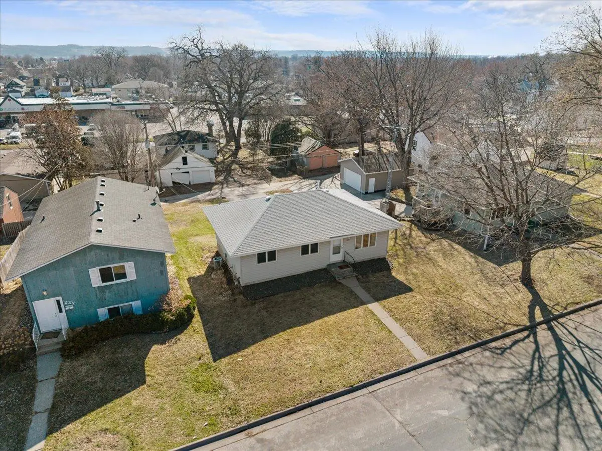 235 14th Avenue S, South Saint Paul, MN 55075 - #1