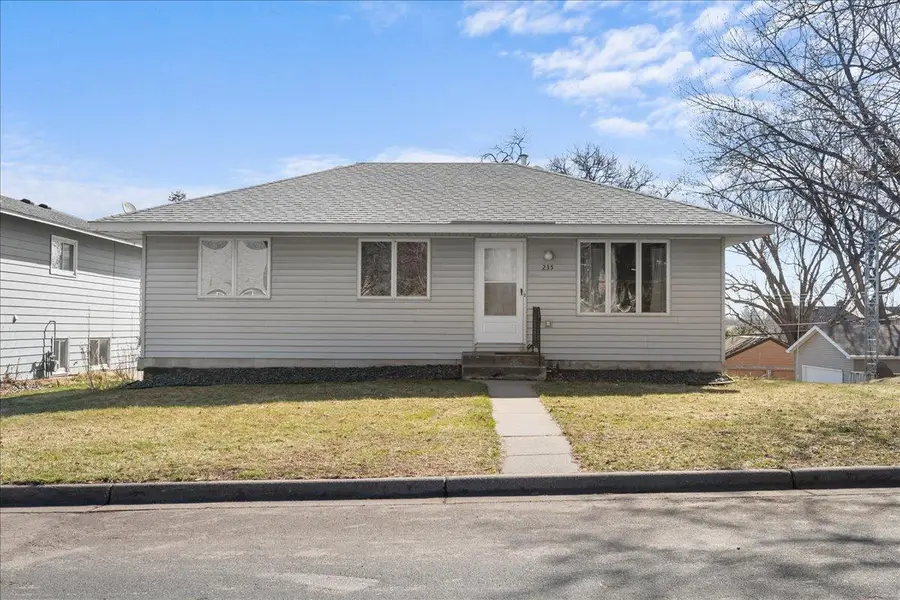 235 14th Avenue S, South Saint Paul, MN 55075 - #3