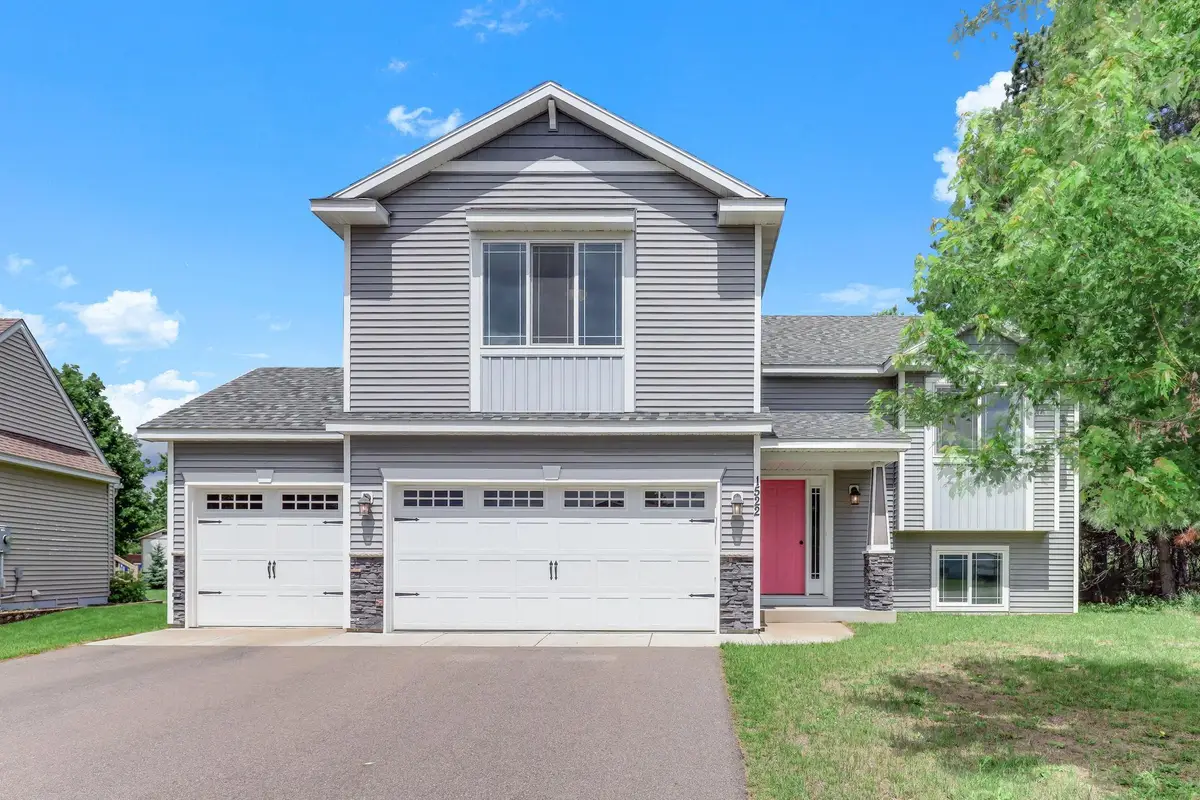 1522 35th Avenue Sw, Cambridge, MN 55008 - #1