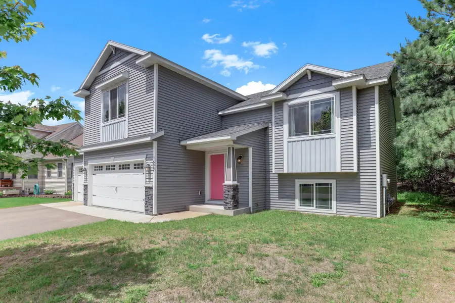 1522 35th Avenue Sw, Cambridge, MN 55008 - #2