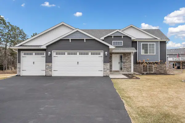 18565 Ogden Street Nw, Elk River, MN 55330