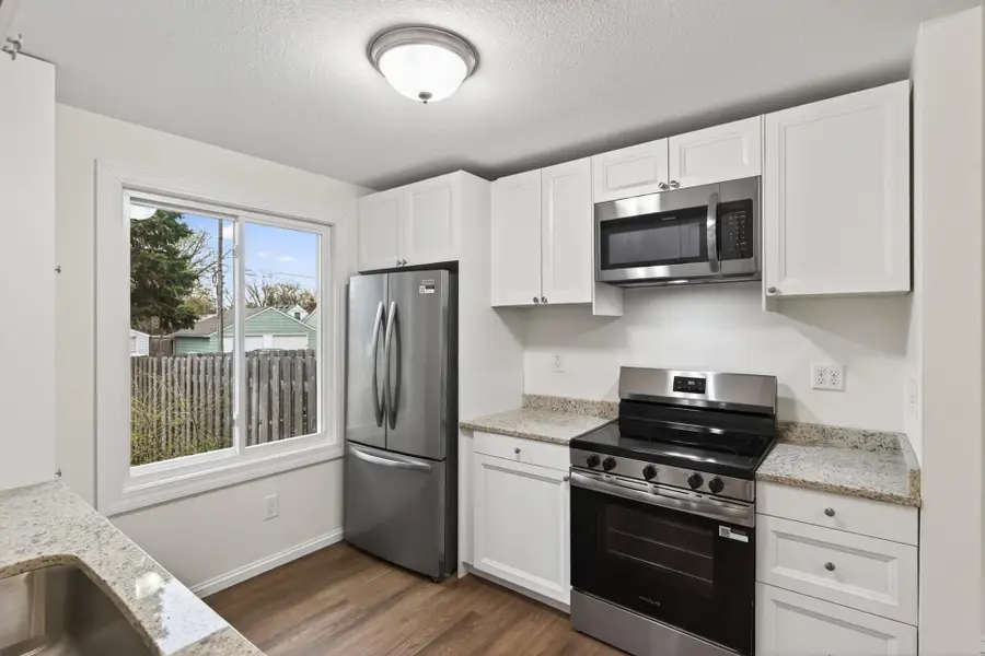 4203 Lake Drive N, Robbinsdale, MN 55422 - #3