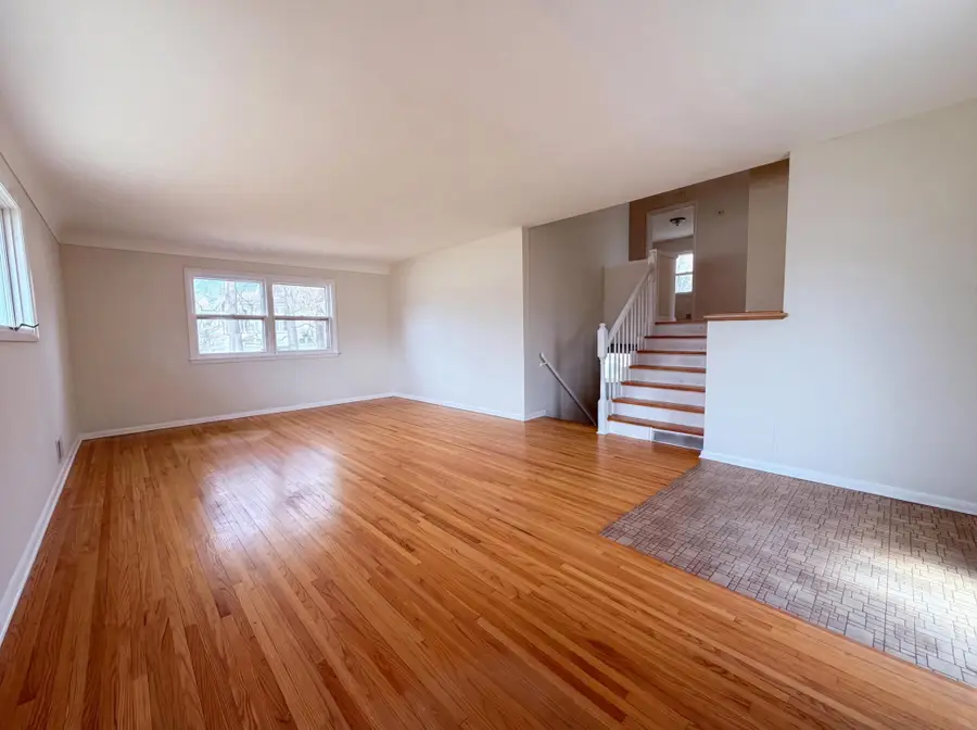 354 111th Avenue Nw, Coon Rapids, MN 55448 - #3