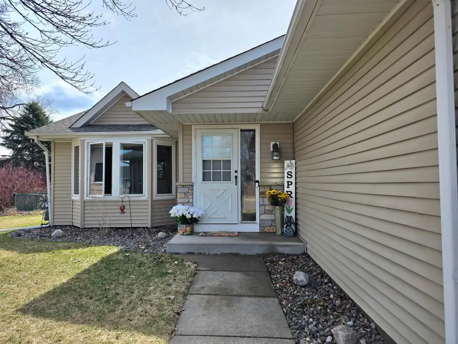 9243 Queens Gardens N, Brooklyn Park, MN 55443 - #3