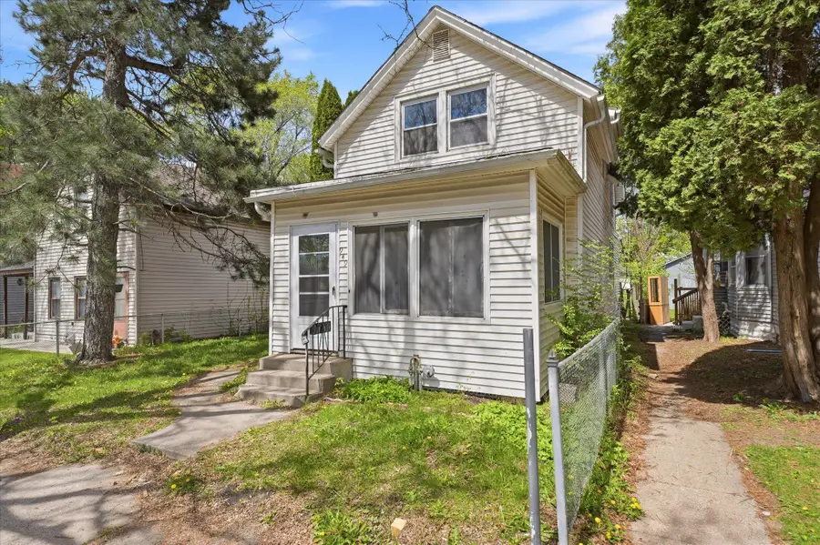 949 Conway Street, Saint Paul, MN 55106 - #3