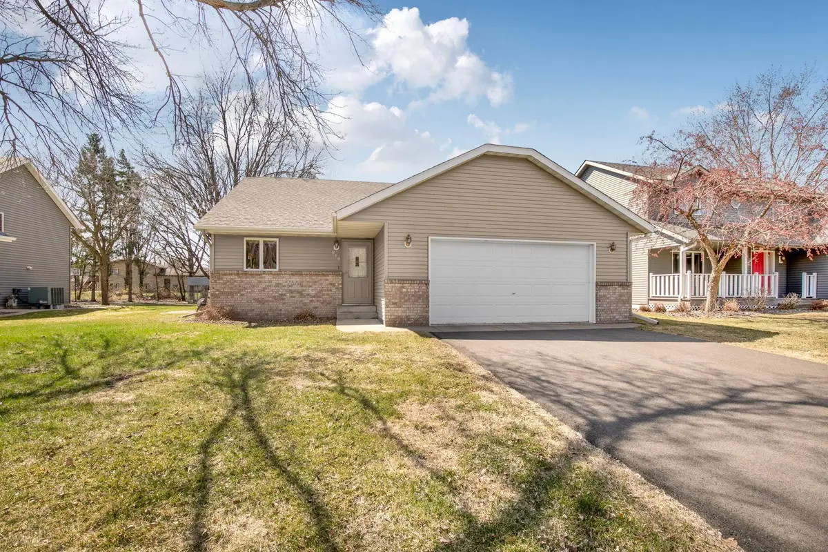 816 8th Street N, Sauk Rapids, MN 56379 - #1