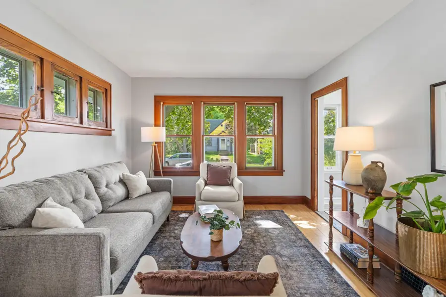 3306 Vincent Avenue N, Minneapolis, MN 55412 - #2