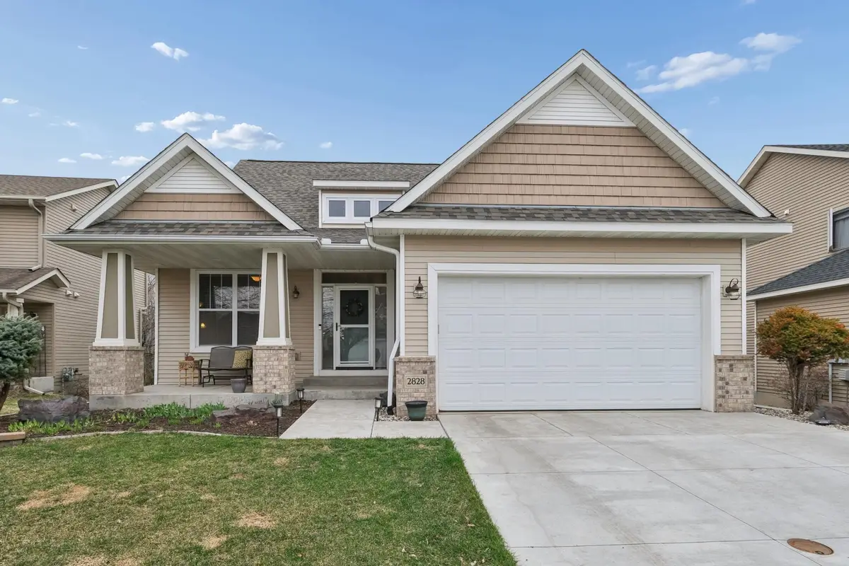 2828 Hawk Ridge Road Nw, Prior Lake, MN 55372 - #1