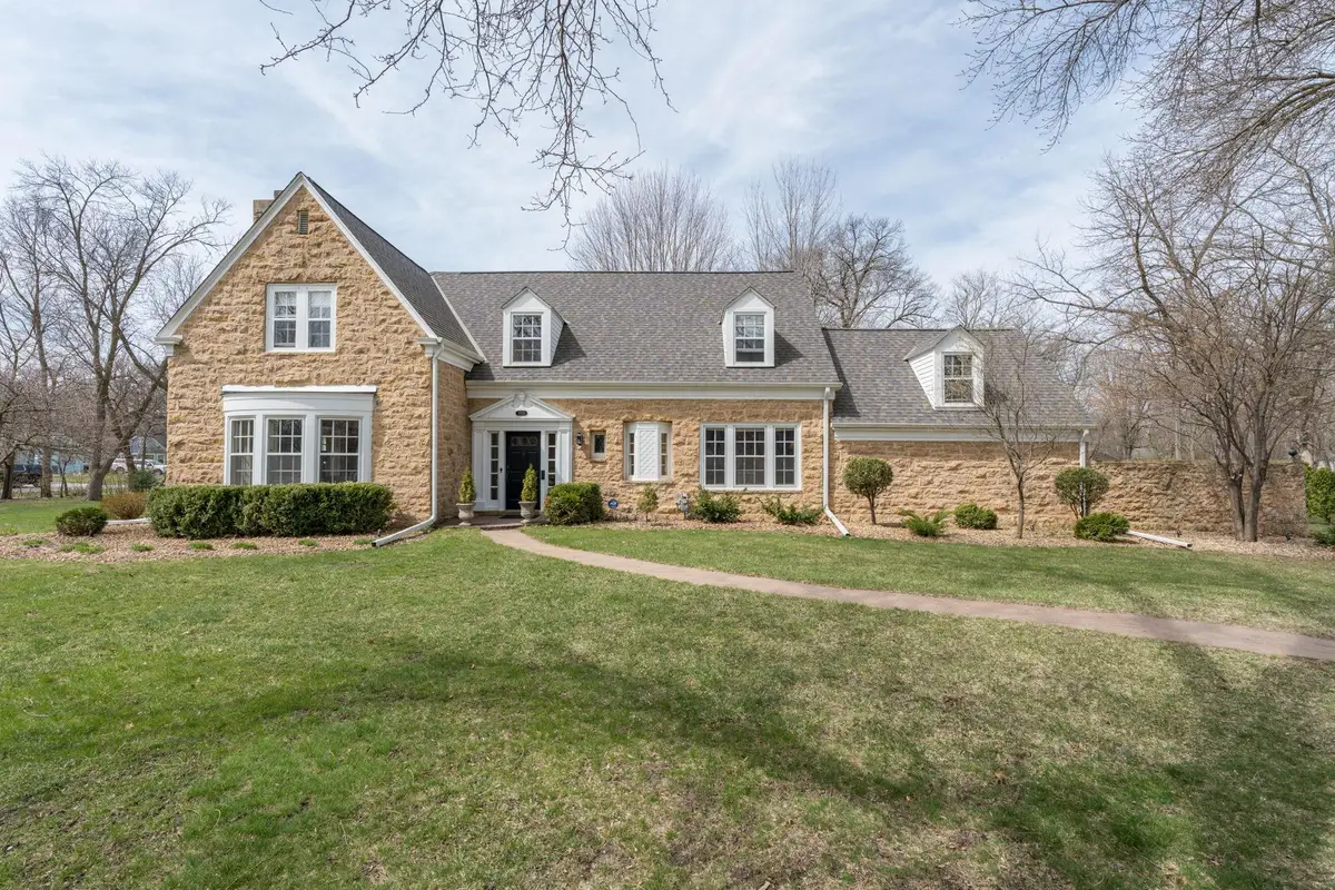 1128 Carney Avenue, Mankato, MN 56001 - #1