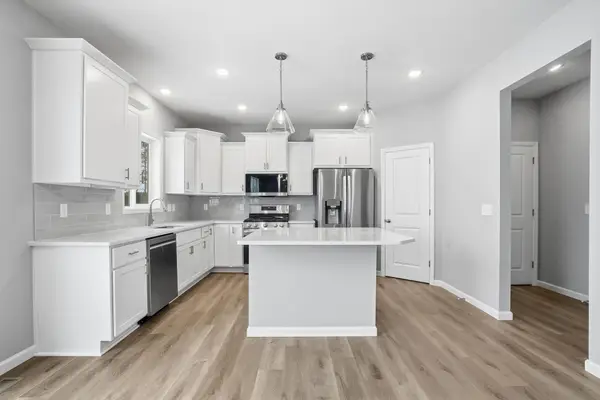 2055 Coneflower Point, Buffalo, MN 55313