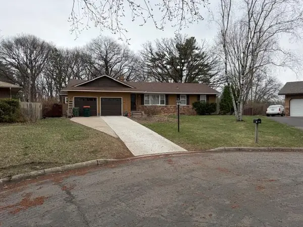 762 113th Circle Ne, Blaine, MN 55434