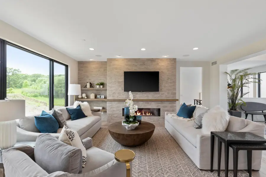 13169 Diamond Path, Apple Valley, MN 55124 - #2