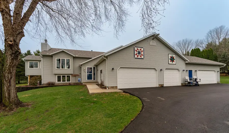 745 Treetop Lane Sw, Oronoco, MN 55960 - #2