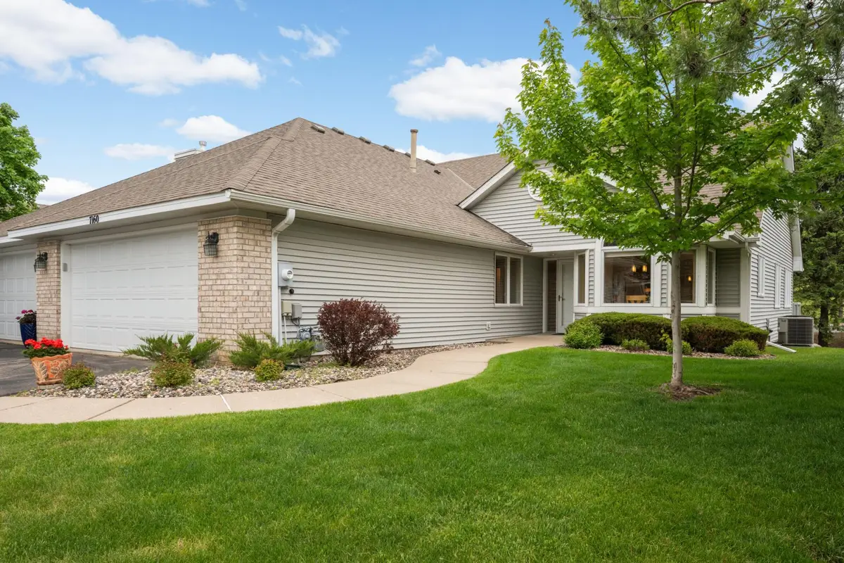7160 Oak Pointe Curve, Bloomington, MN 55438 - #1