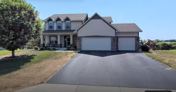 6230 Homestead Avenue S, Cottage Grove, MN 55016