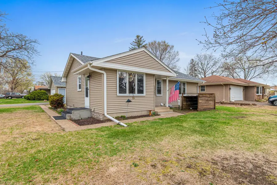 1312 72nd Avenue N, Brooklyn Center, MN 55430 - #2