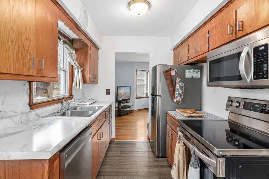 1312 72nd Avenue N, Brooklyn Center, MN 55430 - #3