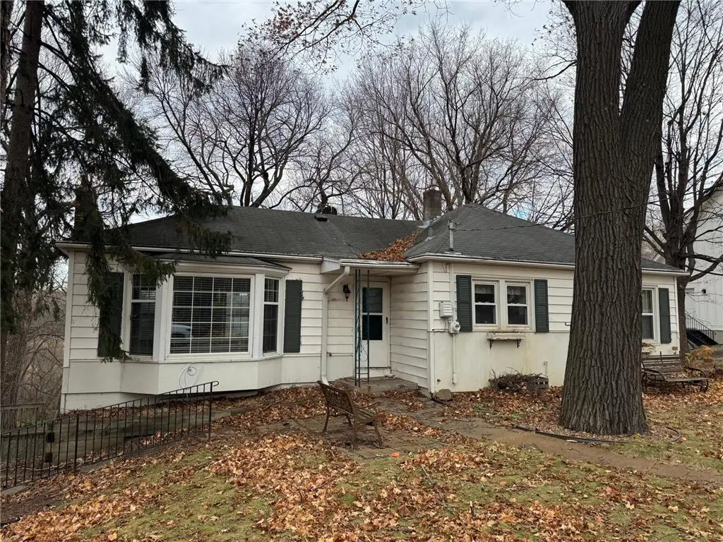 18800 Highland Avenue, Wayzata, MN 55391 - #1