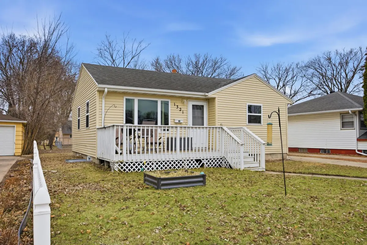 1321 9th Avenue S, Moorhead, MN 56560 - #1